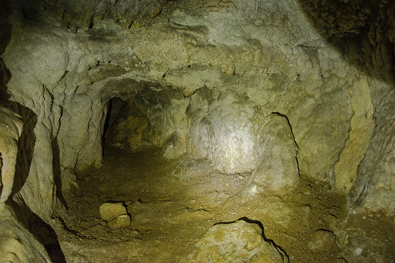 La cueva sepulcral de Txispiri