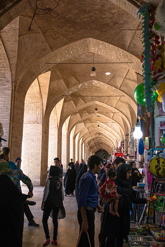 Iran : Kerman, en medio del desierto.