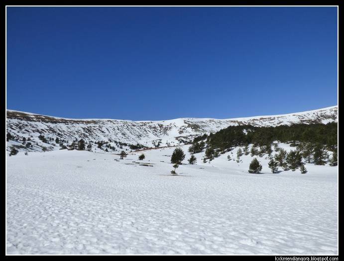 Lagunas de Neila laguna Larga